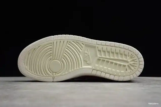 Reps TBkick Zoom Canyon Jordan Rust (W) High Air 1 CMFT CT0979-602 0620